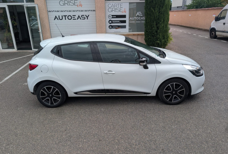 Renault Clio IV 0.9 TCe 90 Ch Limited / Kit de distribution neuf
