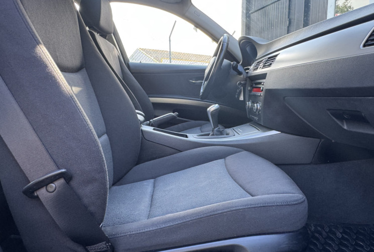 BMW Série 3 BMW 318i 143ch E90 / 2ème main / 2007 / 160800km / Régulateur / Climatisation / Garantie
