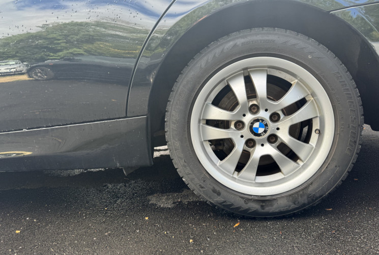 BMW Série 3 BMW 318i 143ch E90 / 2ème main / 2007 / 160800km / Régulateur / Climatisation / Garantie