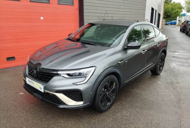 Renault Arkana 1.6 E-tech Full Hybrid 145 Engineered BVA / 1° main / Entretien Renault