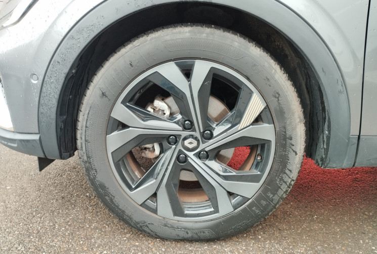 Renault Arkana 1.6 E-tech Full Hybrid 145 Engineered BVA / 1° main / Entretien Renault