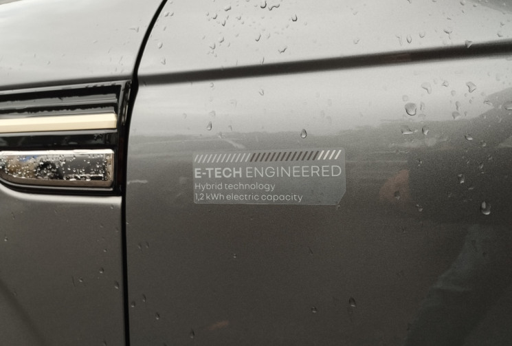 Renault Arkana 1.6 E-tech Full Hybrid 145 Engineered BVA / 1° main / Entretien Renault