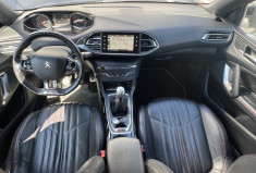 Peugeot 308 SW Peugeot 308 GT 205ch SW / 2015 / 104850km / Toit pano / Carnet / Audio Denon / Blueto