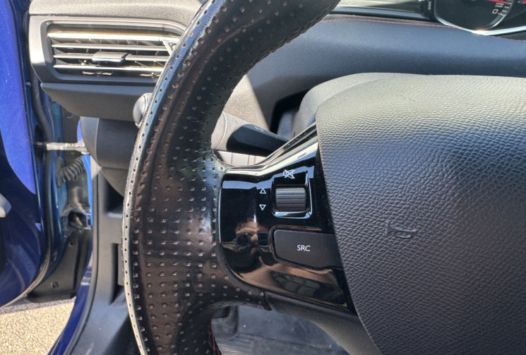 Peugeot 308 SW Peugeot 308 GT 205ch SW / 2015 / 104850km / Toit pano / Carnet / Audio Denon / Blueto