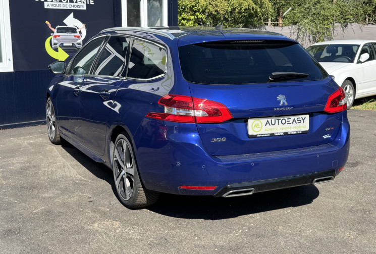 Peugeot 308 SW Peugeot 308 GT 205ch SW / 2015 / 104850km / Toit pano / Carnet / Audio Denon / Blueto