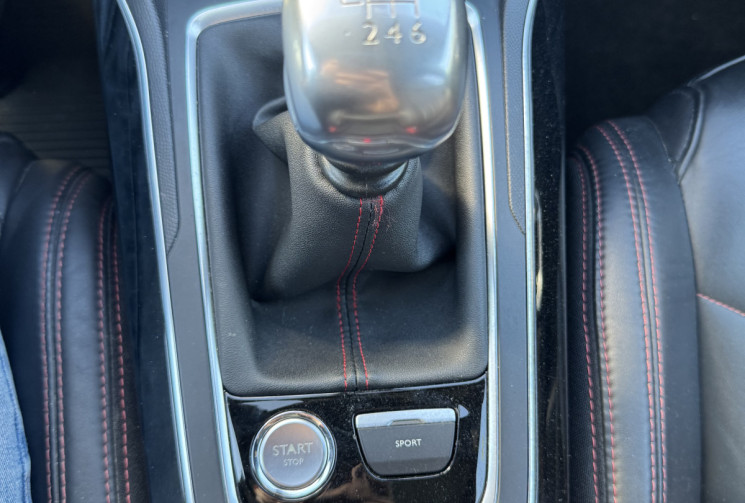 Peugeot 308 SW Peugeot 308 GT 205ch SW / 2015 / 104850km / Toit pano / Carnet / Audio Denon / Blueto