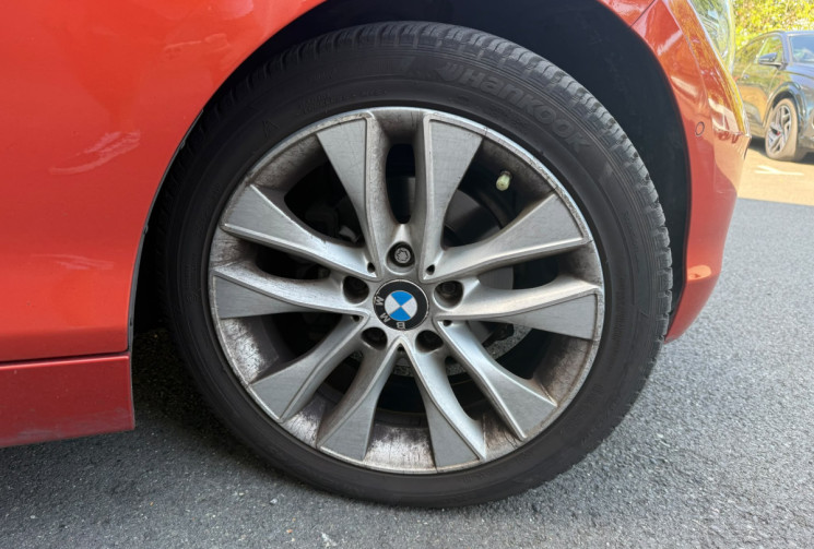 BMW Série 1  118D Urban Chic Toit ouvrant boite automatique