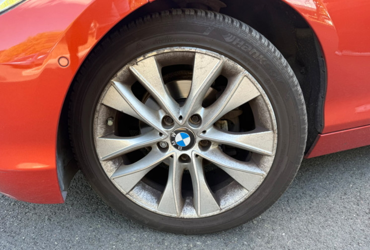 BMW Série 1  118D Urban Chic Toit ouvrant boite automatique