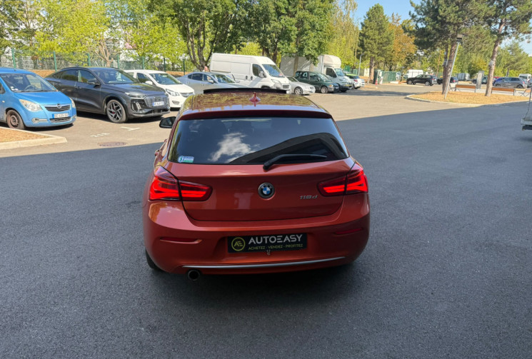 BMW Série 1  118D Urban Chic Toit ouvrant boite automatique