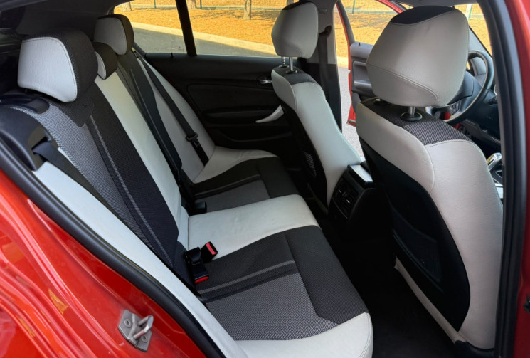 BMW Série 1  118D Urban Chic Toit ouvrant boite automatique