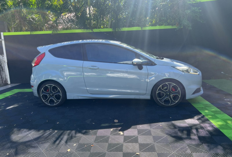 Ford Fiesta  VI Phase 2 ST 1.6 T EcoBoost 16V 200 cv ST