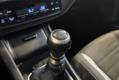 Toyota AURIS Dynamic Hatchback 1.6 D-4D 112 ch / Suivi d'entretien disponible