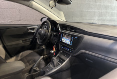 Toyota AURIS Dynamic Hatchback 1.6 D-4D 112 ch / Suivi d'entretien disponible