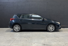 Toyota AURIS Dynamic Hatchback 1.6 D-4D 112 ch / Suivi d'entretien disponible