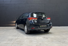 Toyota AURIS Dynamic Hatchback 1.6 D-4D 112 ch / Suivi d'entretien disponible