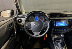 Toyota AURIS Dynamic Hatchback 1.6 D-4D 112 ch / Suivi d'entretien disponible