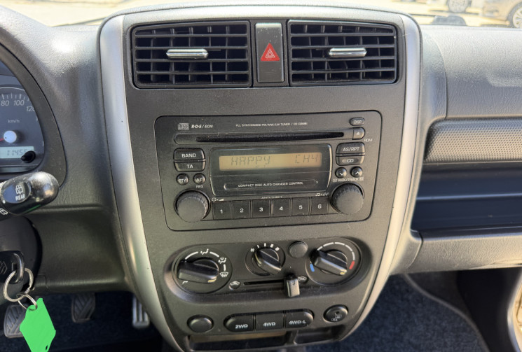 Suzuki Jimny 1.3 JLX 85CH 4X4 