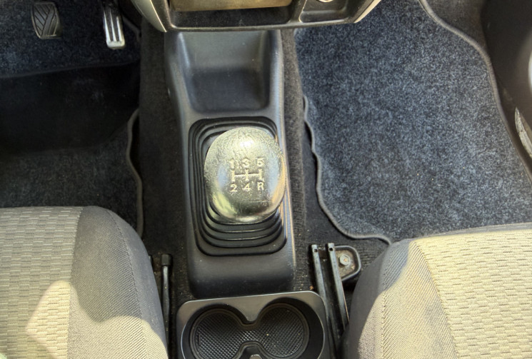 Suzuki Jimny 1.3 JLX 85CH 4X4 