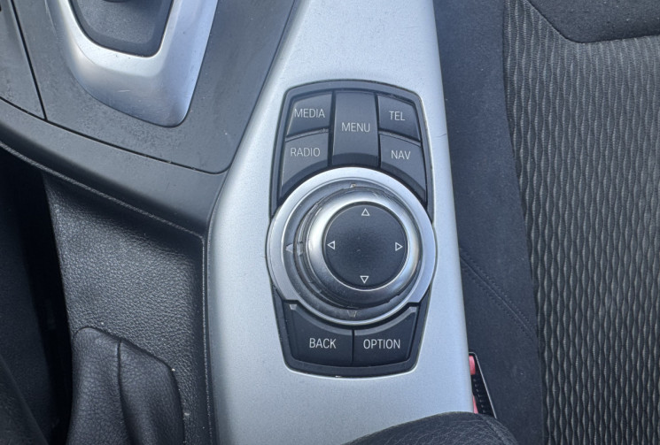 BMW Série 1 BMW 116i F20 136ch Boite auto / 2012 / 112000km / Camera / GPS / Bi-Xénon / Bluetooth / 