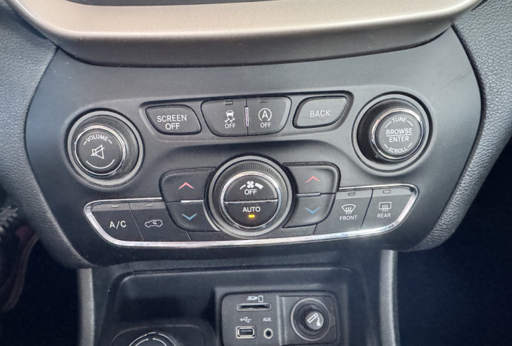 Jeep Cherokee  2.0 MultiJet 140 4x4 Longitude Business