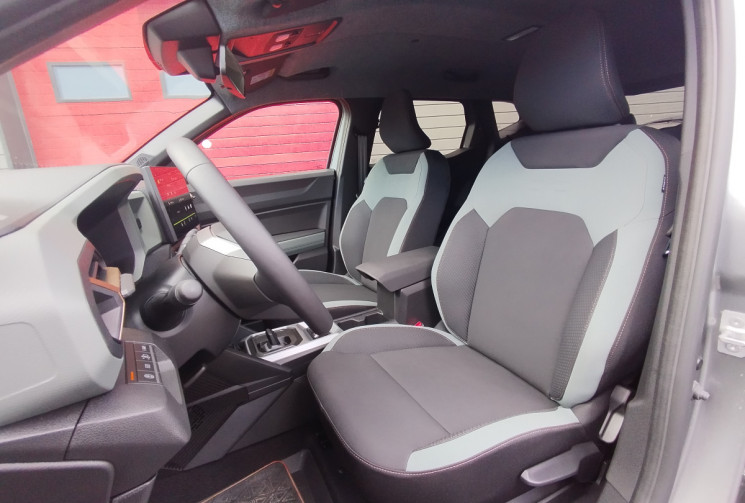 Dacia Duster 1.8 Hybrid 155 Extreme BVA *NEUF 2026 + options