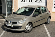 Renault Clio 1.2 TCe 100 ch Dynamique 5p / Clim auto / Vitres AV elec / Feux auto