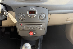 Renault Clio 1.2 TCe 100 ch Dynamique 5p / Clim auto / Vitres AV elec / Feux auto