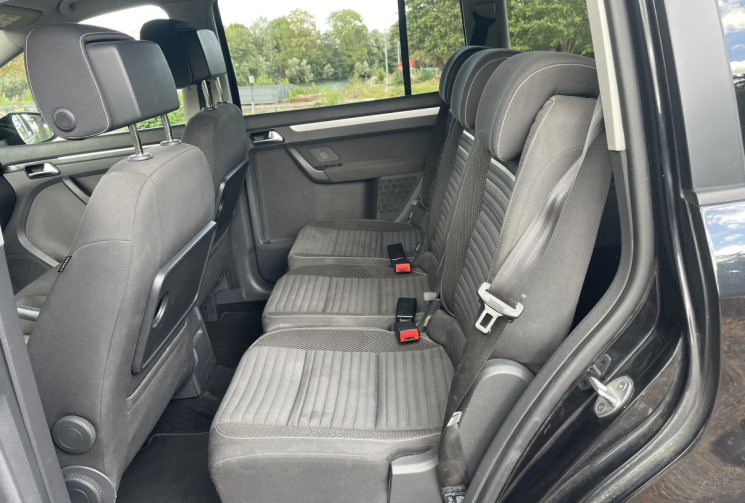 Volkswagen Touran 2.0 TDI  BLUEMOTION 177 / BOITE AUTO / FEUX XENONS