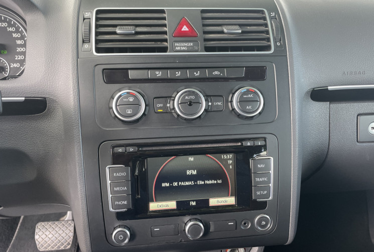 Volkswagen Touran 2.0 TDI  BLUEMOTION 177 / BOITE AUTO / FEUX XENONS