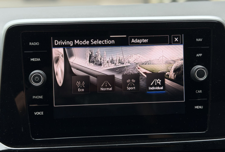 Volkswagen T-Roc Ph.2 1.5 TSi 150 R Line DSG7 / CarPlay / Caméra de recul / FULL Entretien VW