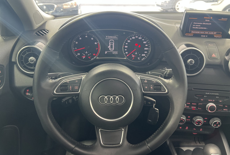 Audi A1 SPORTBACK 1.4 TFSI 122 Ambition S TRONIC 7 / Toit Ouvrant / Faible KM