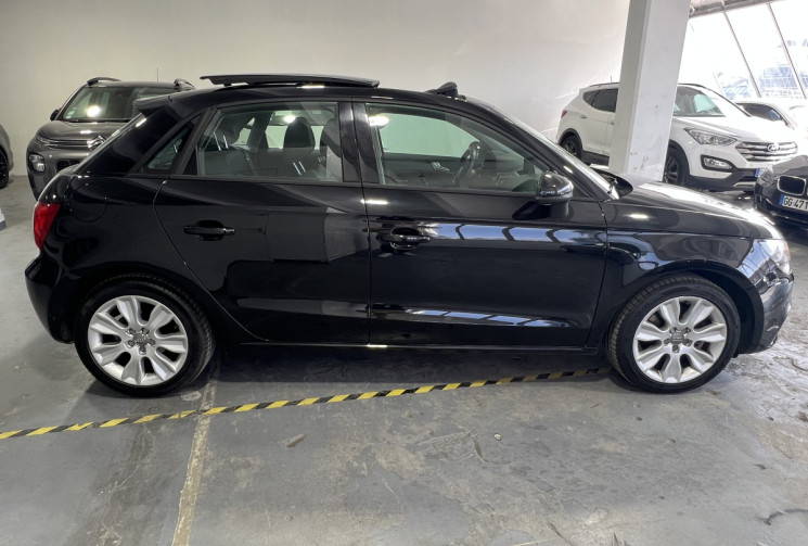Audi A1 SPORTBACK 1.4 TFSI 122 Ambition S TRONIC 7 / Toit Ouvrant / Faible KM