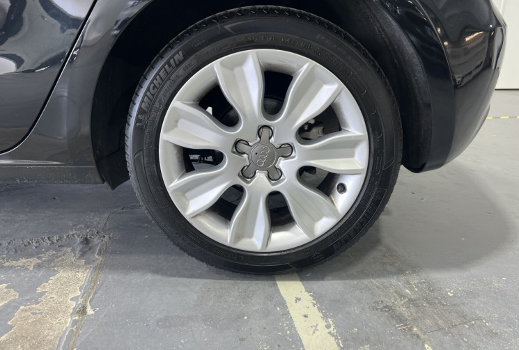 Audi A1 SPORTBACK 1.4 TFSI 122 Ambition S TRONIC 7 / Toit Ouvrant / Faible KM