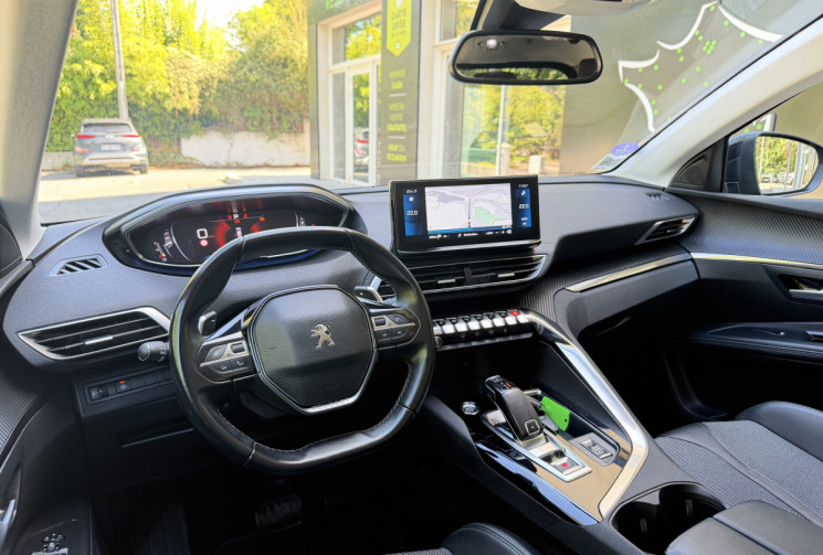 Peugeot 5008 1.2 THP 130 EAT8  Allure 7 Places / CarPlay / Caméra de recul / FULL Entretien Suivi