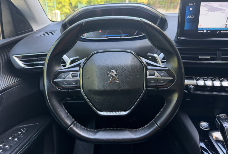 Peugeot 5008 1.2 THP 130 EAT8  Allure 7 Places / CarPlay / Caméra de recul / FULL Entretien Suivi