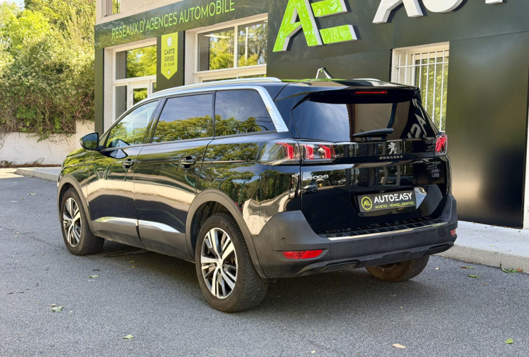 Peugeot 5008 1.2 THP 130 EAT8  Allure 7 Places / CarPlay / Caméra de recul / FULL Entretien Suivi