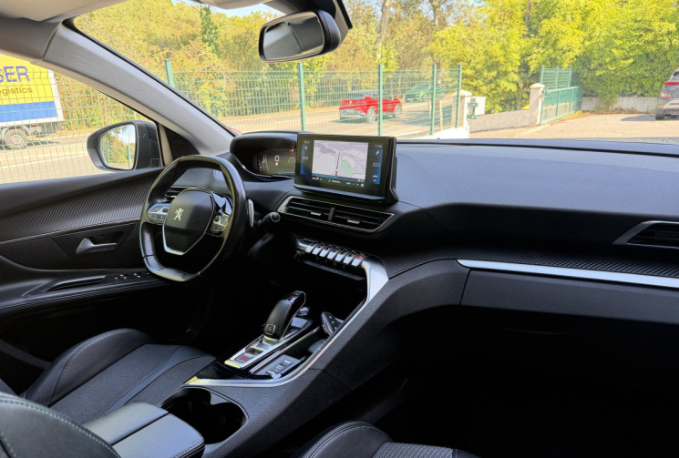Peugeot 5008 1.2 THP 130 EAT8  Allure 7 Places / CarPlay / Caméra de recul / FULL Entretien Suivi