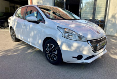 Peugeot 208 1.0 68cv 5P / Clim / GPS /  Petit prix / 124000km / 2014