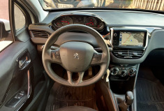 Peugeot 208 1.0 68cv 5P / Clim / GPS /  Petit prix / 124000km / 2014