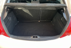 Peugeot 208 1.0 68cv 5P / Clim / GPS /  Petit prix / 124000km / 2014