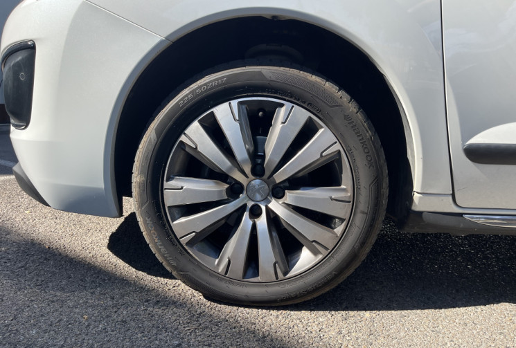 Peugeot 3008 1.6 BlueHDi 120ch Crossway / Distri Ok / TBE / Caméra / Sièges chauffants / Toit Pano 