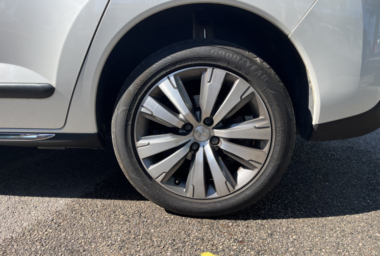 Peugeot 3008 1.6 BlueHDi 120ch Crossway / Distri Ok / TBE / Caméra / Sièges chauffants / Toit Pano 