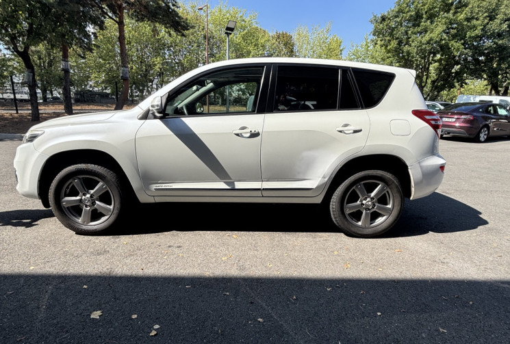 Toyota RAV4 III 2.2 150 D-4D FAP 4WD LIMITED EDITION