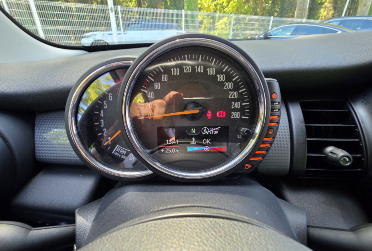 Mini Cooper 1.5 136 PACK CHILI / 1ER MAIN / SUIVI BMW 