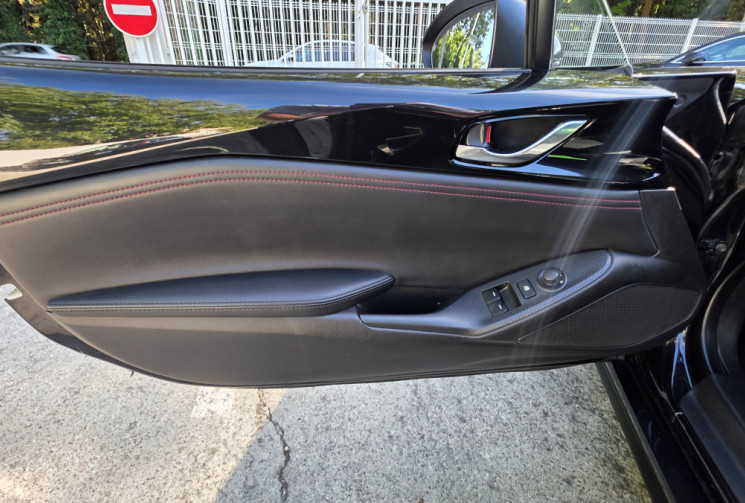 Mazda MX-5 2.0 SKYACTIV 160 /Recaro /Entretien suivie