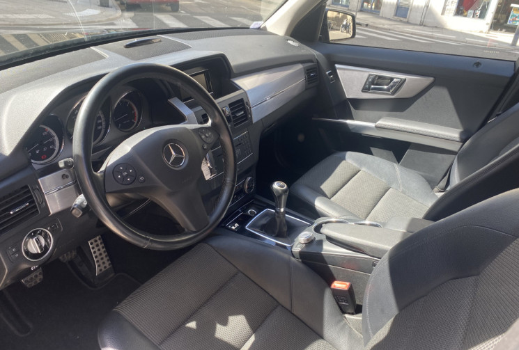 Mercedes CLASSE GLK 200 CDi 2.1 CDI 143 CH