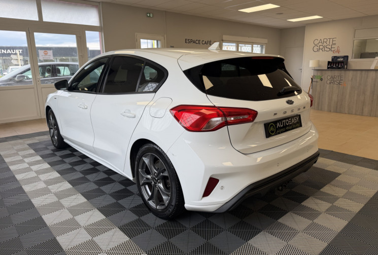 Ford Focus IV 1.0 SCTI 12V ECOBOOST 125 ST LINE / SUIVI COMPLET FORD / DISTRIBUTION A CHAINE  