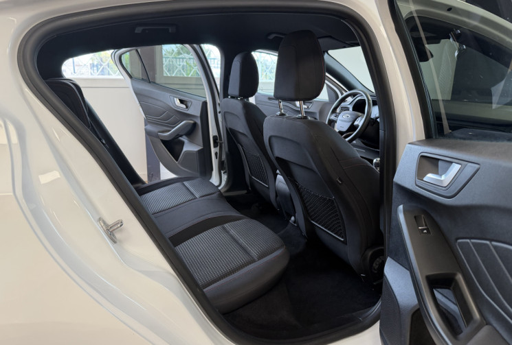 Ford Focus IV 1.0 SCTI 12V ECOBOOST 125 ST LINE / SUIVI COMPLET FORD / DISTRIBUTION A CHAINE  