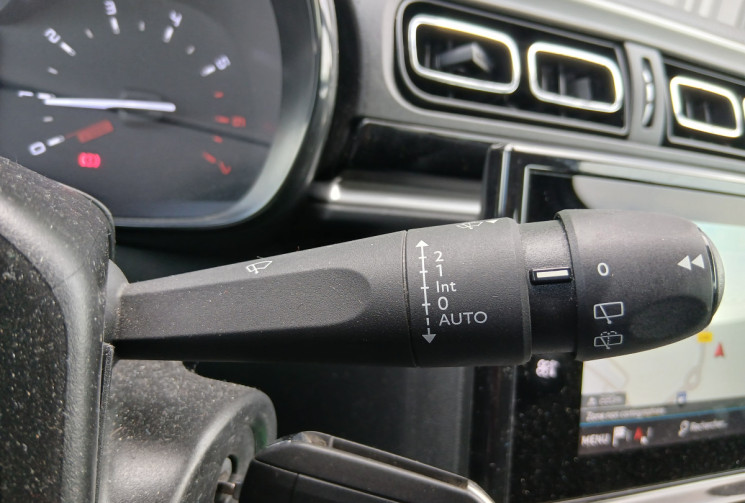 Citroën C3  Phase 2 1.2 THP  EAT6 SHINE / DISTRIBUTION OK