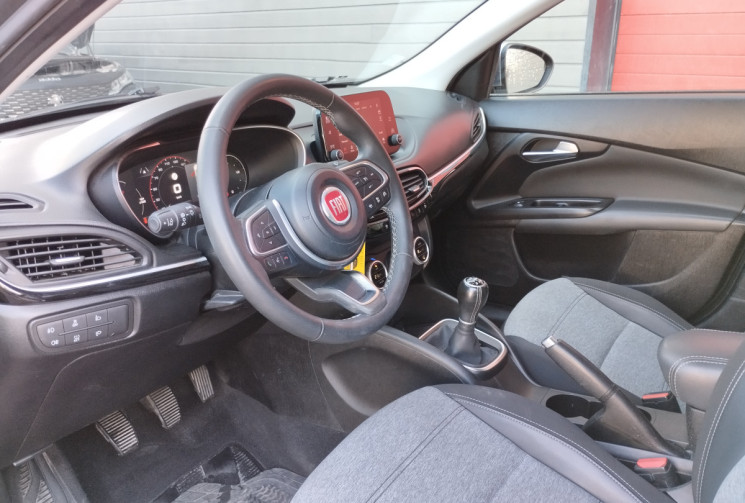 FIAT TIPO Cross + 1.0 Firefly Turbo 100 S&S Pack BVM5 / Essence Bioéthanol E85
